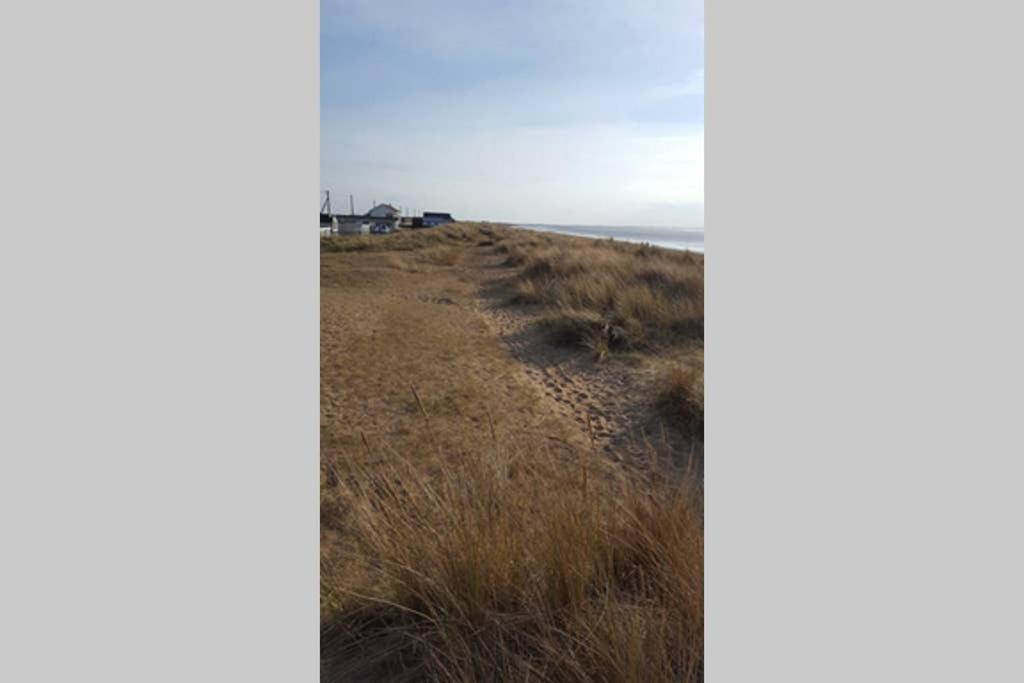 Sea Breeze Holiday Van, Close To Beach - Pets Go Free Heacham Kültér fotó